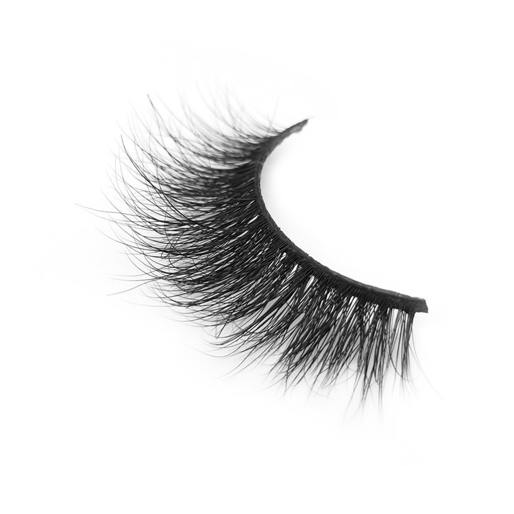 pretty-in-mink-lashes.jpg