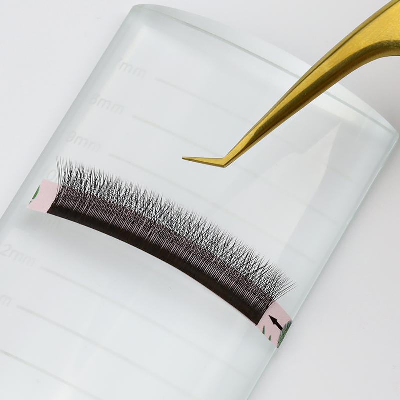 gold-lash-tweezers.JPG